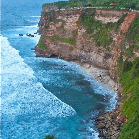 Ocean Breeze Uluwatu Apartments エクステリア 写真